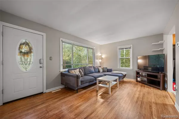 Walled Lake, MI 48390,1550 Quinif Drive