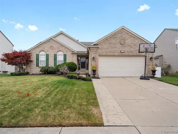 56714 Winding Creek Drive, Macomb, MI 48042