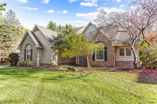 West Bloomfield, MI 48324,7185 Aaronway Drive