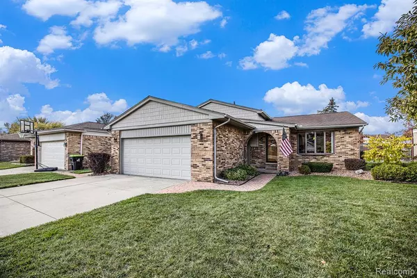 Macomb, MI 48044,47751 Chrys Road