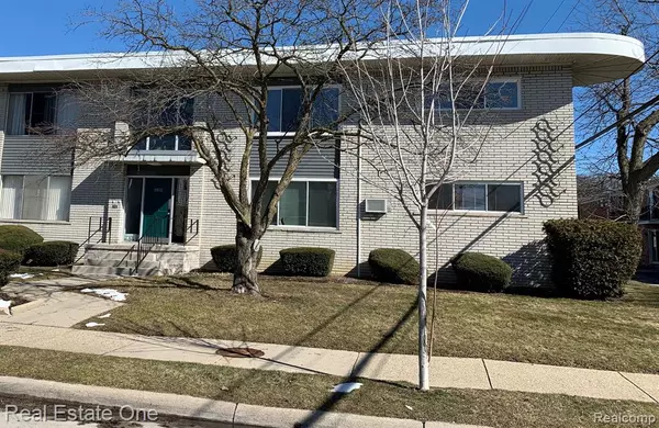 4810 Briarwood Avenue, Royal Oak, MI 48073
