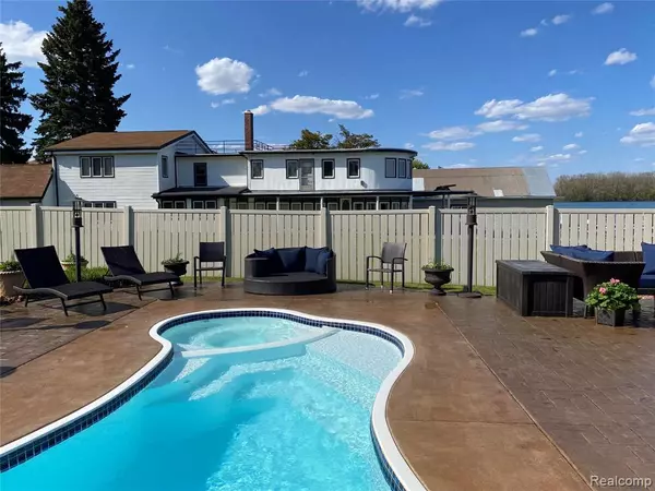 Wyandotte, MI 48192,177 Biddle Avenue