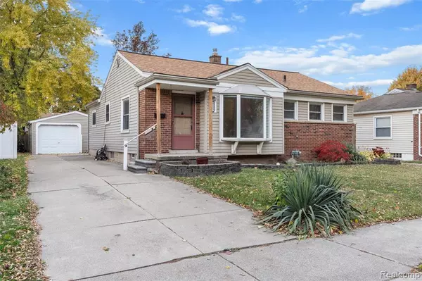 Royal Oak, MI 48067,2115 E Hudson Avenue