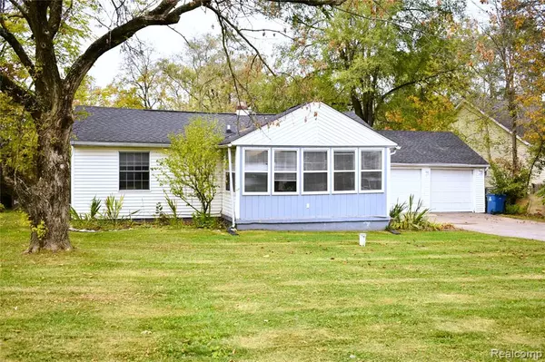 Grand Blanc, MI 48439,7400 Lawrence Street