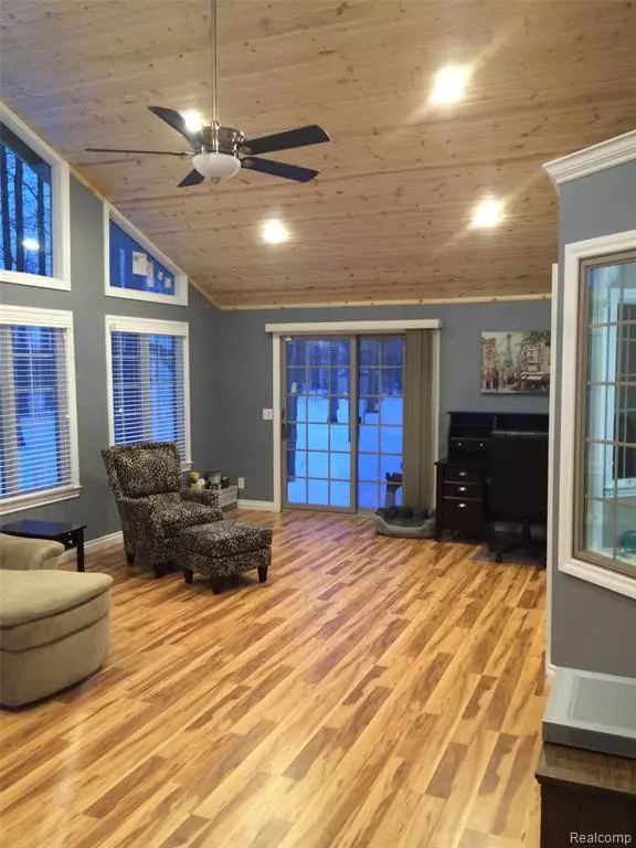 Flushing, MI 48433,2295 Flagstone Drive