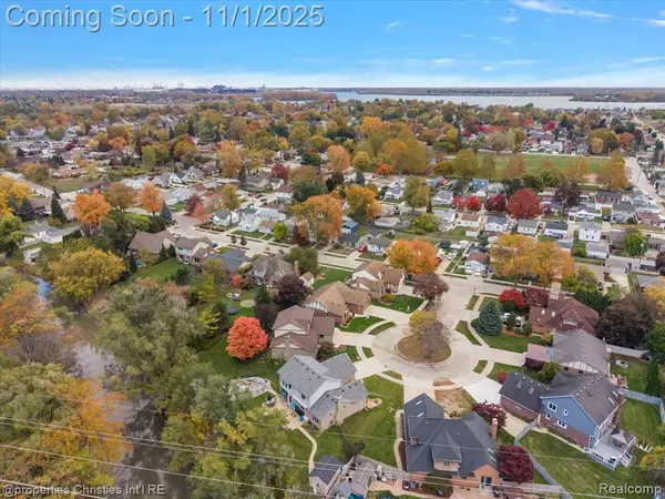 Wyandotte, MI 48192,932 River Court