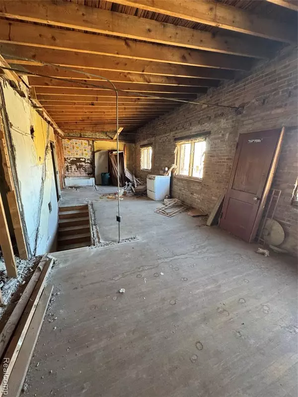 Deckerville, MI 48427,3462 Main Street