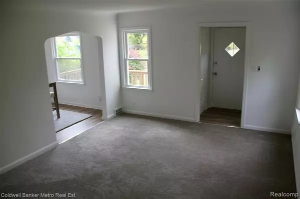 Pontiac, MI 48342,92 N Ardmore Street