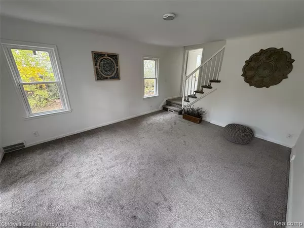 Pontiac, MI 48342,92 N Ardmore Street