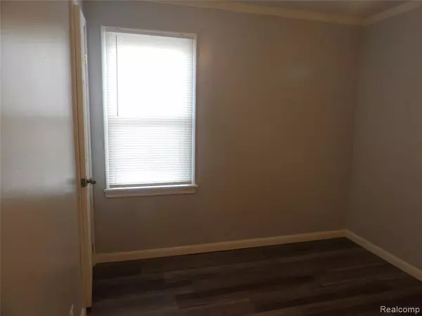 Detroit, MI 48205,11035 Portlance Street