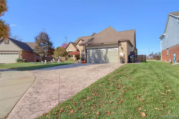 Trenton, MI 48183,26630 Coachlight Street