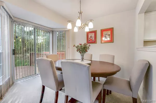 Ann Arbor, MI 48108,3129 Village Circle