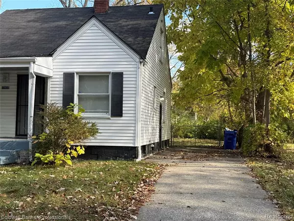 Detroit, MI 48219,18498 FIELDING Street