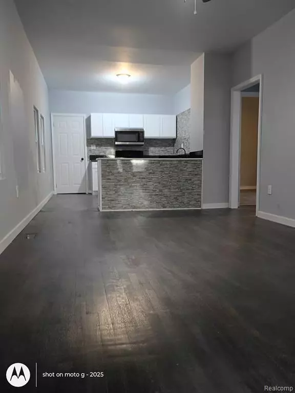 3520 Cadillac Boulevard, Detroit, MI 48214