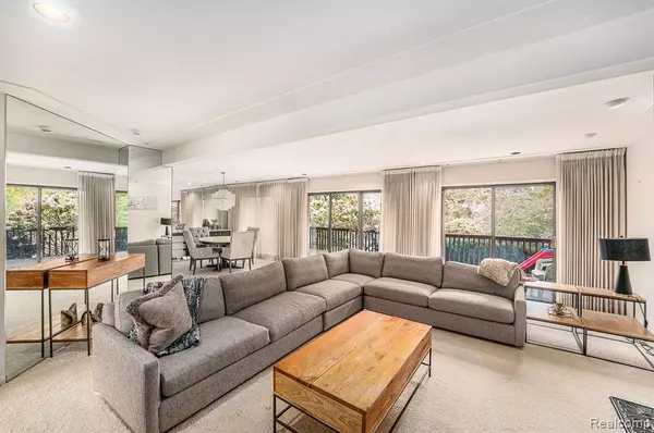 West Bloomfield, MI,2189 Colony Club Court