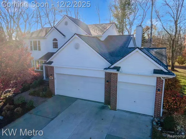 Walled Lake, MI 48390,301 Ryan Court