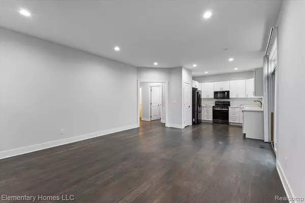 Waterford, MI 48328,4003 Elmhurst Road