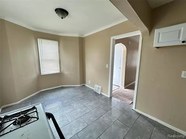 Detroit, MI 48227,11380 Asbury Park