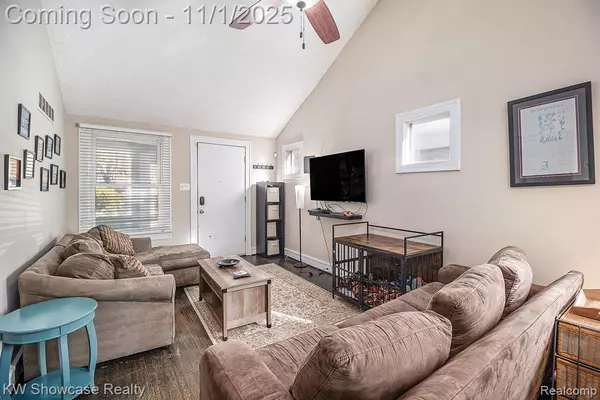 Birmingham, MI 48009,1276 Holland Street