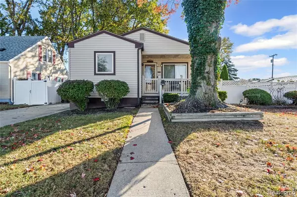 Riverview, MI 48193,18123 Ray Street