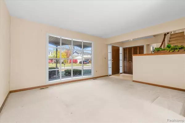 Canton, MI 48187,44611 Nantucket Drive