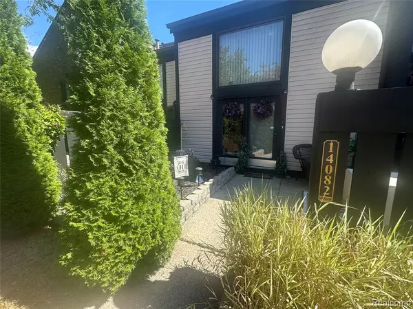 14082 Jackson Street, Taylor, MI 48180