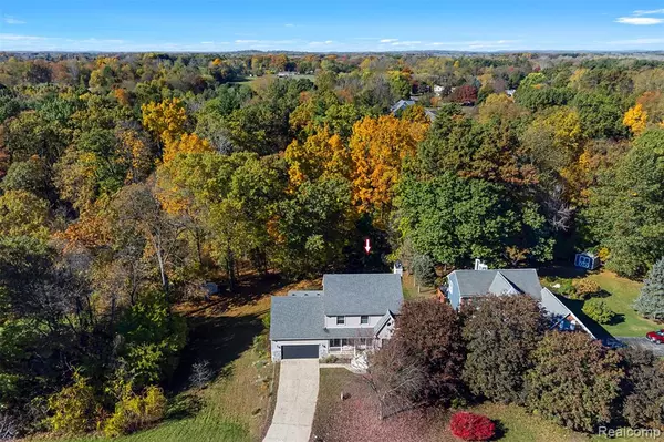 South Lyon, MI 48178,10832 Eagle Cove Drive