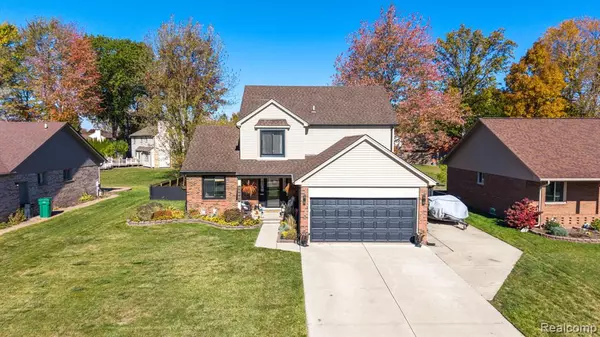 Chesterfield, MI,26607 Birchcrest Drive