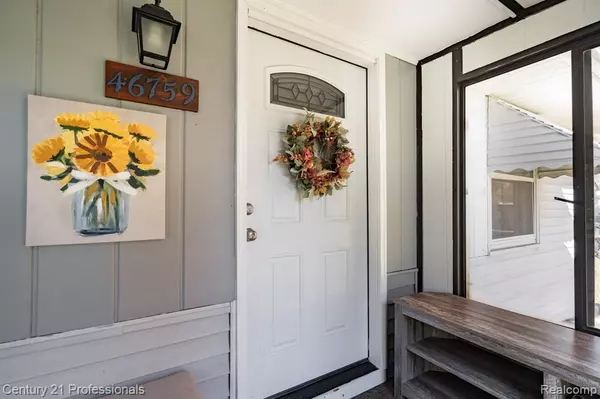 Shelby Twp, MI 48317,46759 Waco Street