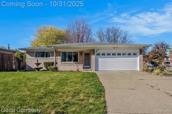 Clinton Twp, MI 48035,35461 Young Drive