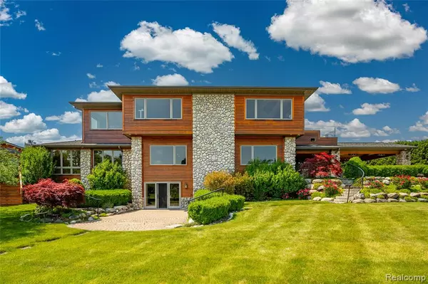 Waterford, MI 48329,4190 AQUARINA Street