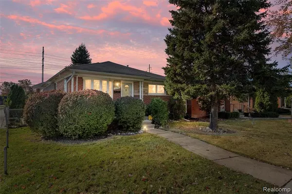 17148 Stricker Avenue, Eastpointe, MI 48021