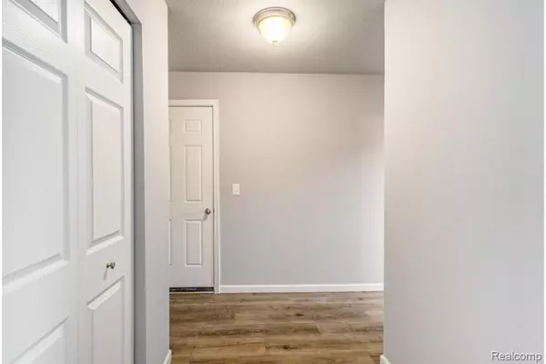 Davison, MI 48423,2231 Antrim Drive