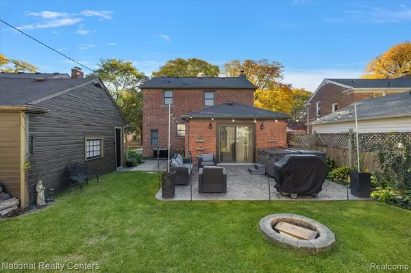 Royal Oak, MI 48073,2954 Woodslee Drive