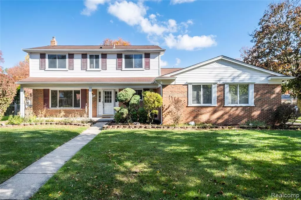 Livonia, MI 48152,18526 Southampton Street