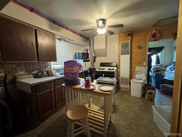 Port Huron, MI 48060,1917 Minnie Street