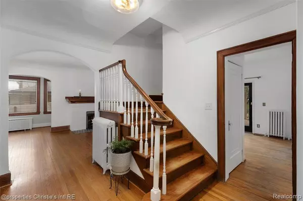 Royal Oak, MI 48067,1409 Sunset Boulevard