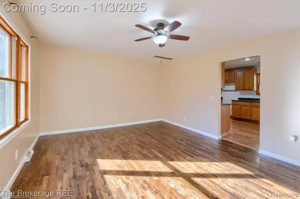 Flushing, MI 48433,9298 Hilda Lane