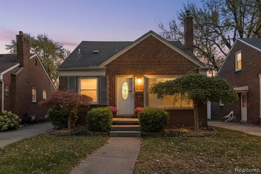 7853 Robinson Avenue, Allen Park, MI 48101