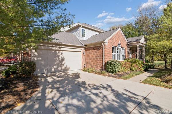 13621 Chinkapin Dr. Drive, Belleville, MI 48111