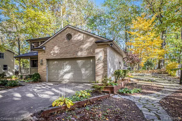 Dewitt, MI 48820,503 E Geneva Drive