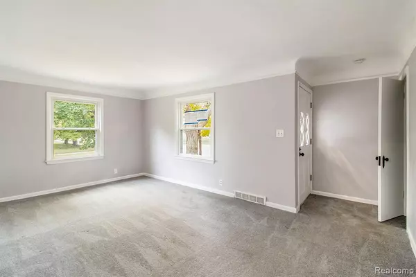 Flint, MI 48503,2202 Windemere Avenue