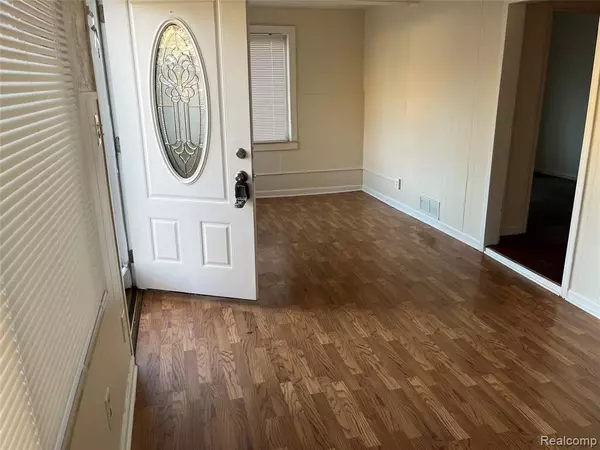 Westland, MI,5868 N Linville Street