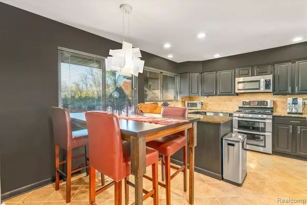 Belleville, MI 48111,43160 E Huron River Drive