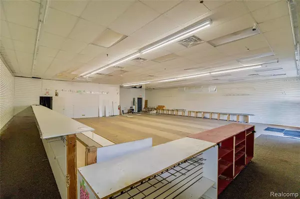 Detroit, MI 48227,13427 Schaefer Highway