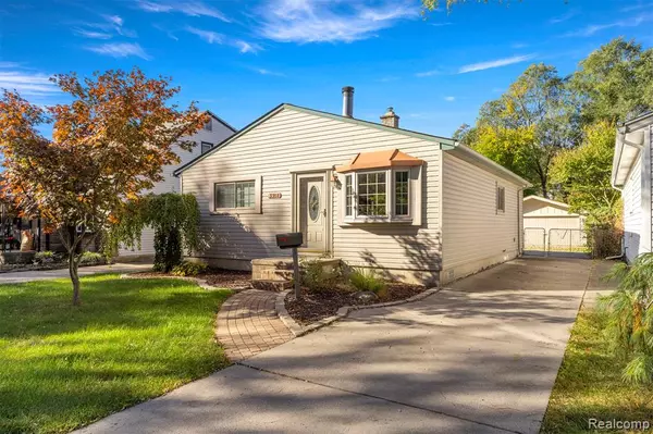 Dearborn Heights, MI 48125,3918 Kingston Street