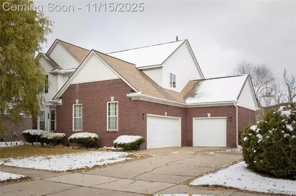 48850 Village Drive, Macomb, MI 48044
