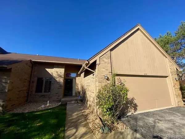 Bloomfield Hills, MI,6132 Westbrooke Drive