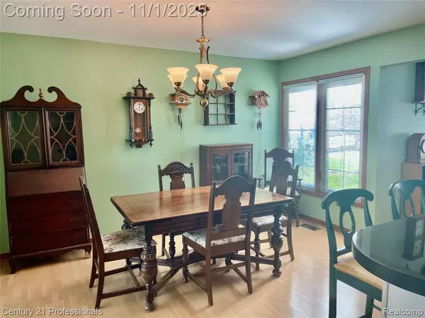 Livonia, MI 48154,27674 Western Golf Drive