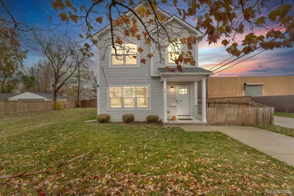 Hazel Park, MI 48030,26 W Garfield Avenue